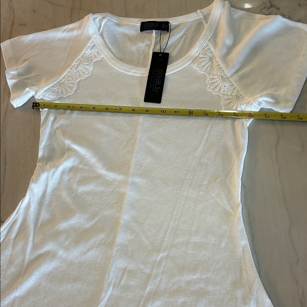 Doublju White Lace Tunic - Picture 8 of 10